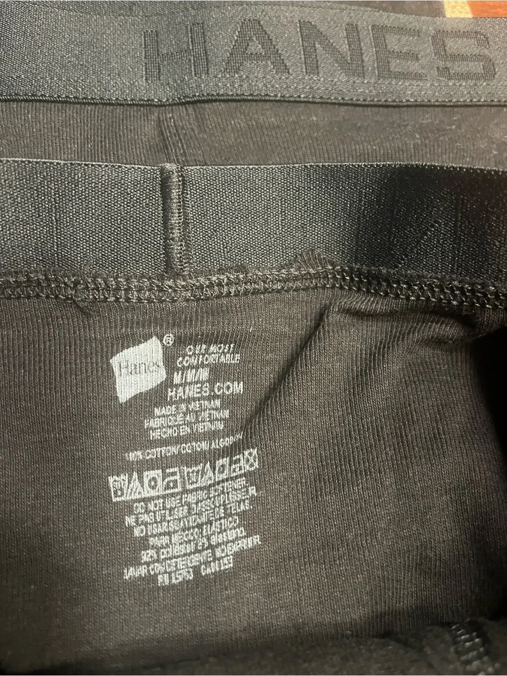 ..47..Hanes Men's Black Cotton Briefs - 4 Pack m